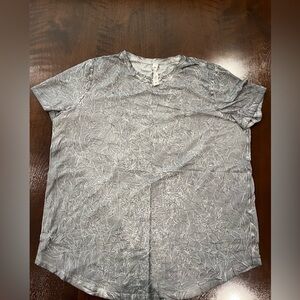 Lululemon shirt
